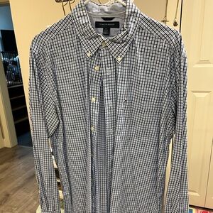 Tommy Hilfiger men’s button down shirt large